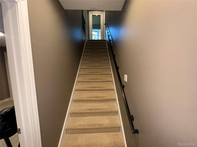 9112 Roger Scott, Hamburg Township, MI 48116