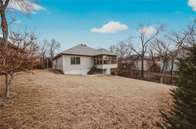 505 NW J Street, Bentonville, AR 72712