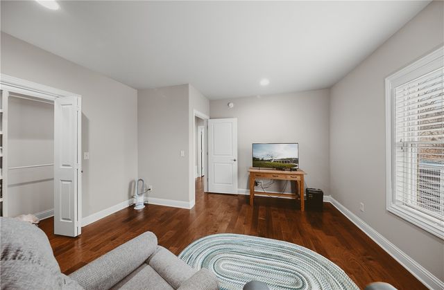 505 NW J Street, Bentonville, AR 72712