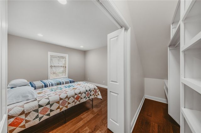 505 NW J Street, Bentonville, AR 72712