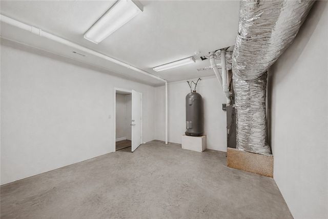 505 NW J Street, Bentonville, AR 72712