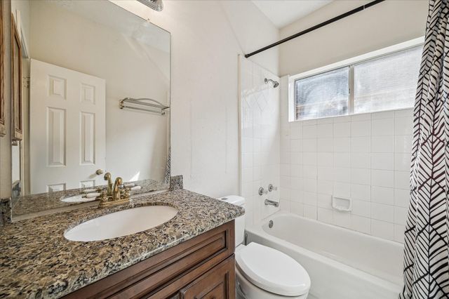 119 Lissa Lane, Sugar Land, TX 77479