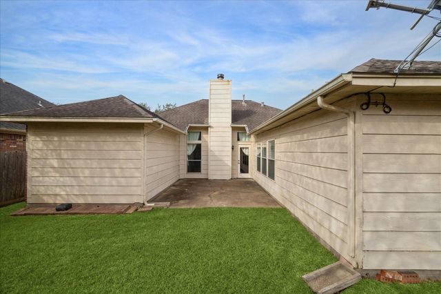 119 Lissa Lane, Sugar Land, TX 77479