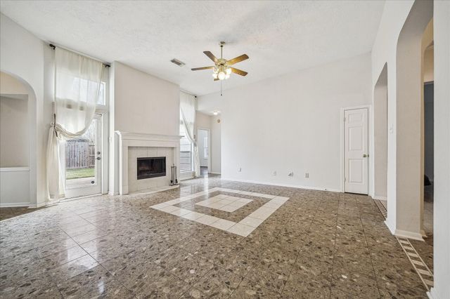 119 Lissa Lane, Sugar Land, TX 77479