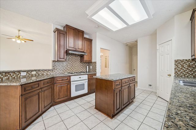 119 Lissa Lane, Sugar Land, TX 77479