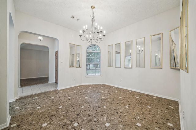 119 Lissa Lane, Sugar Land, TX 77479