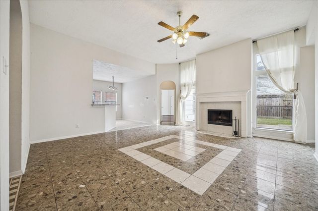 119 Lissa Lane, Sugar Land, TX 77479