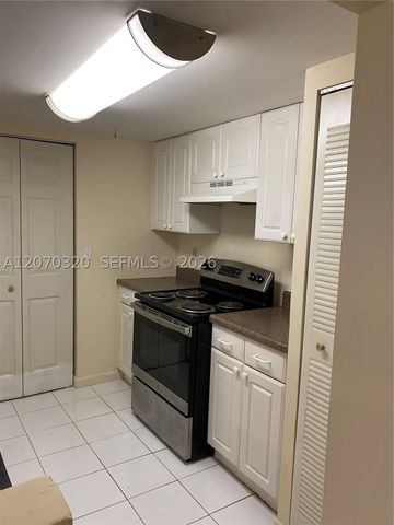 9755 Westview Dr 1215, Coral Springs, FL 33076