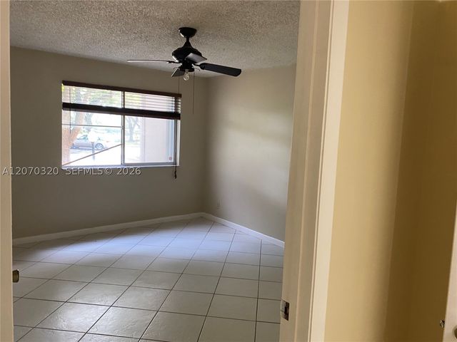9755 Westview Dr 1215, Coral Springs, FL 33076
