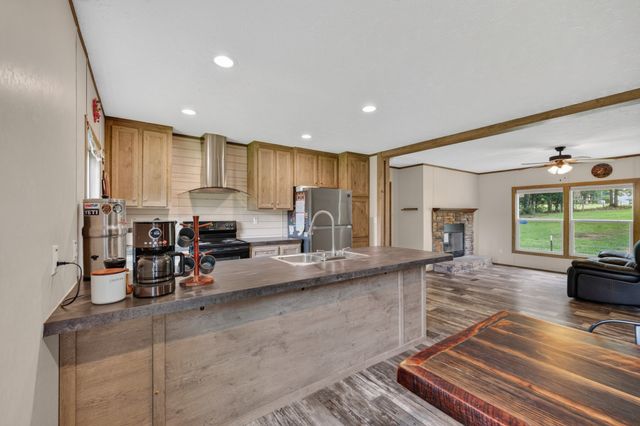 155 Earls Rd, Dover, TN 37058