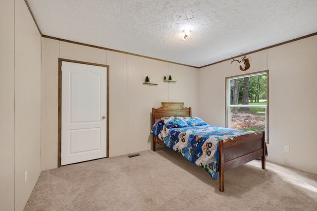 155 Earls Rd, Dover, TN 37058
