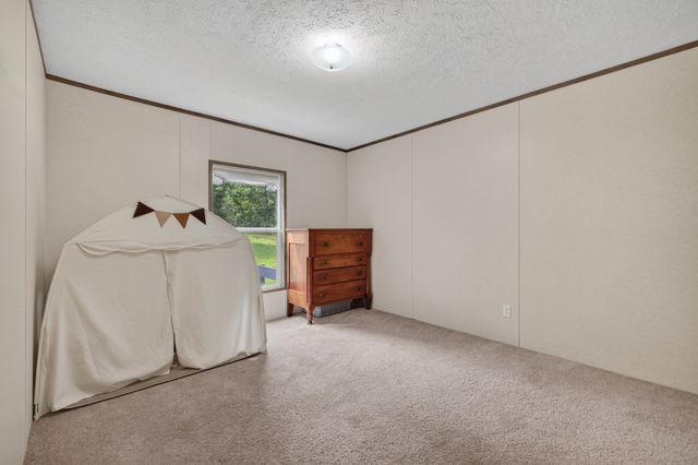 155 Earls Rd, Dover, TN 37058