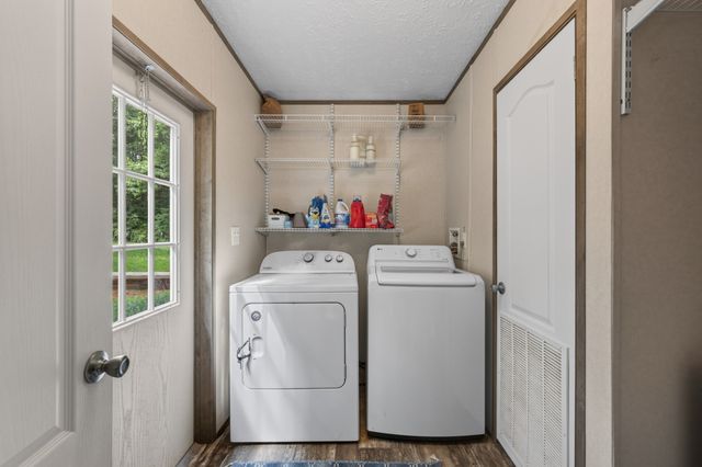 155 Earls Rd, Dover, TN 37058