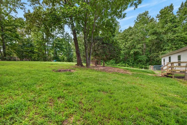155 Earls Rd, Dover, TN 37058
