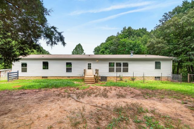 155 Earls Rd, Dover, TN 37058