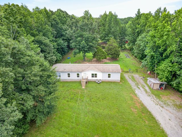 155 Earls Rd, Dover, TN 37058