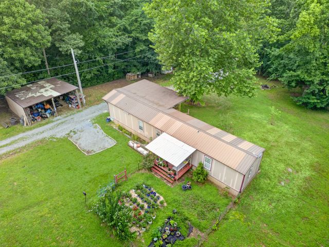 155 Earls Rd, Dover, TN 37058