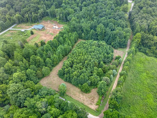 155 Earls Rd, Dover, TN 37058