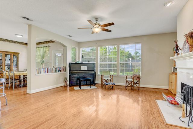 1505 Maple Leaf Court, Pearland, TX 77581