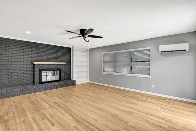 1422 Flamingo Lane, Garland, TX 75042