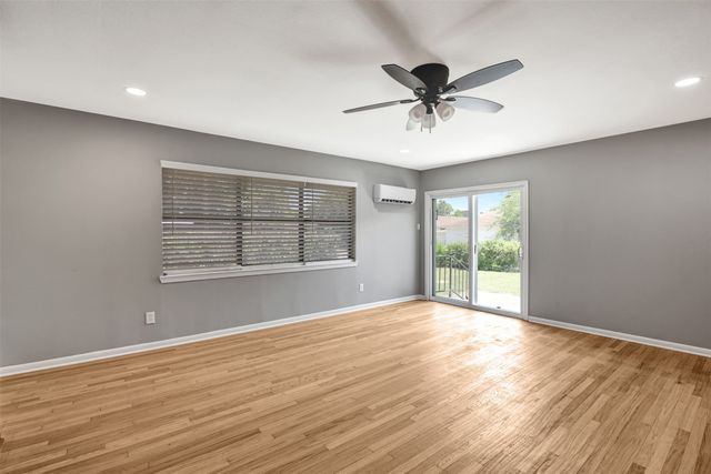 1422 Flamingo Lane, Garland, TX 75042