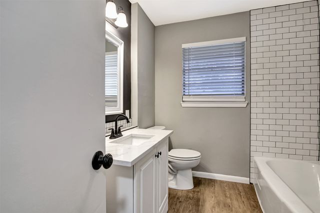 1422 Flamingo Lane, Garland, TX 75042
