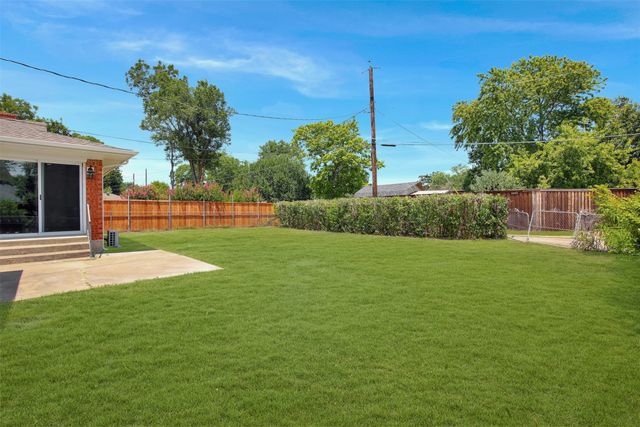 1422 Flamingo Lane, Garland, TX 75042