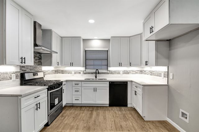 1422 Flamingo Lane, Garland, TX 75042