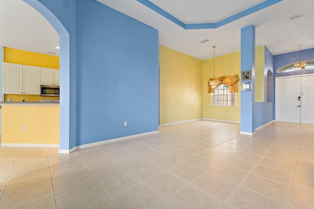 317 SW Lake Forest Way, Port St. Lucie, Port St Lucie, FL 34986