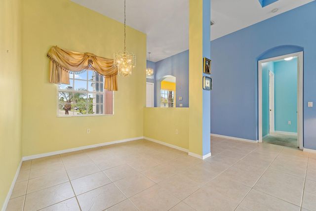 317 SW Lake Forest Way, Port St. Lucie, Port St Lucie, FL 34986
