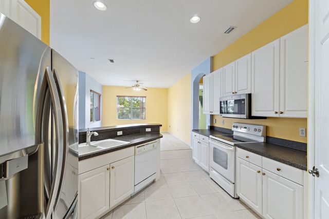 317 SW Lake Forest Way, Port St. Lucie, Port St Lucie, FL 34986
