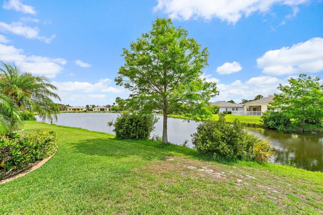 317 SW Lake Forest Way, Port St. Lucie, Port St Lucie, FL 34986