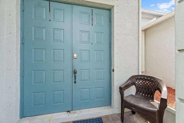 317 SW Lake Forest Way, Port St. Lucie, Port St Lucie, FL 34986