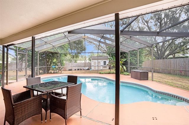 1619 PALACE COURT, Valrico, FL 33594