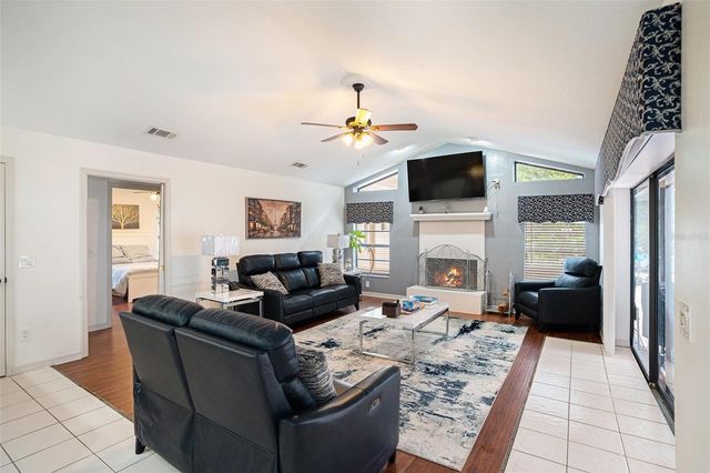 1619 PALACE COURT, Valrico, FL 33594