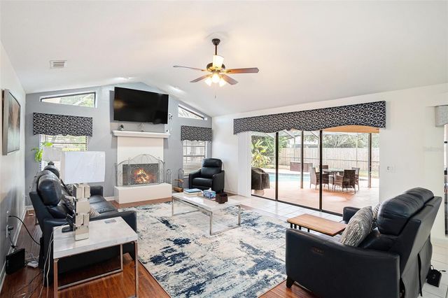 1619 PALACE COURT, Valrico, FL 33594