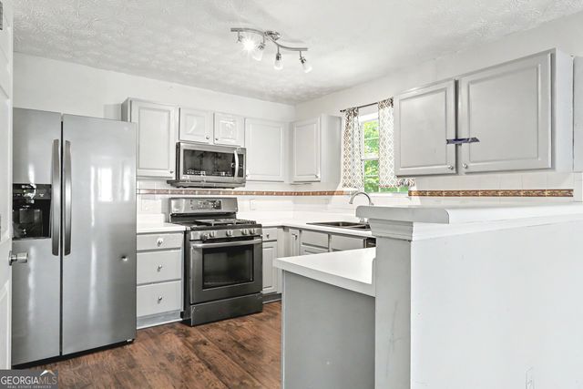 209 Regents Park, Stockbridge, GA 30281