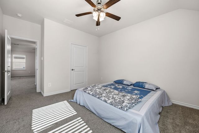 9812 Fall Brook Drive, Aubrey, TX 76227