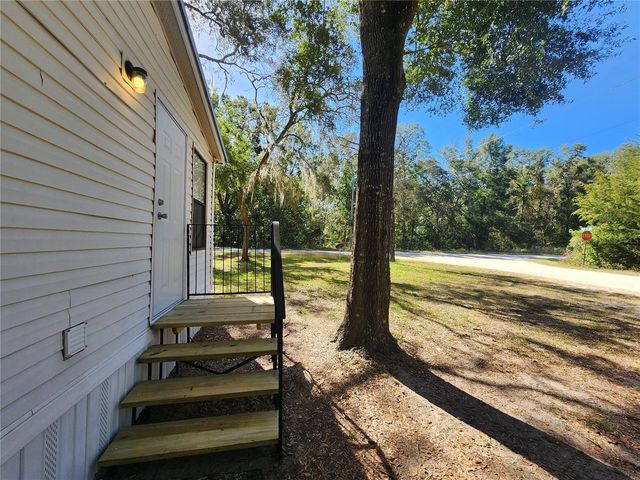 7351 NW 170TH STREET, Trenton, FL 32693