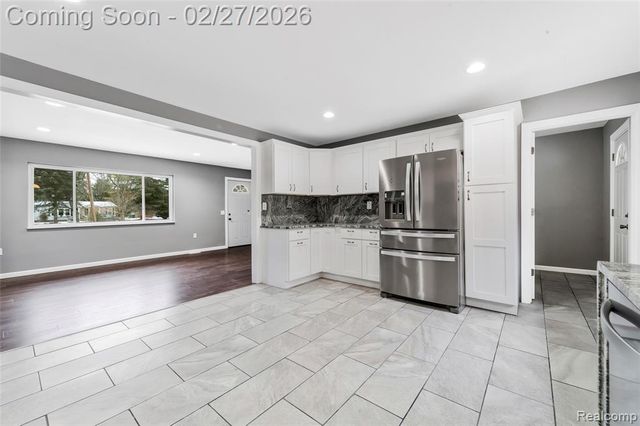 13515 Lenmoore Road, Belleville, MI 48111