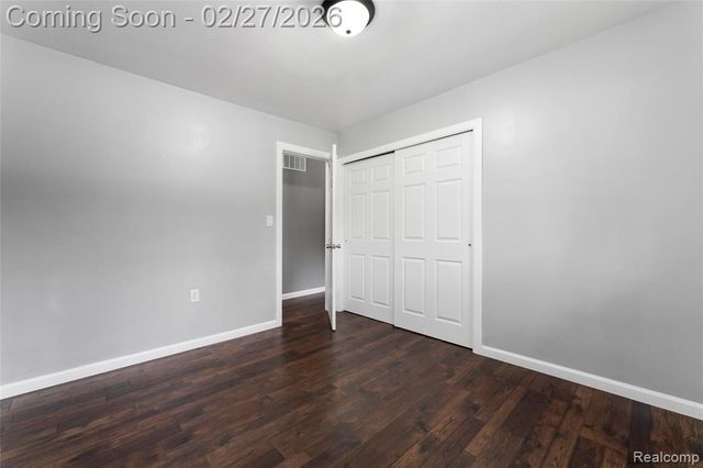 13515 Lenmoore Road, Belleville, MI 48111