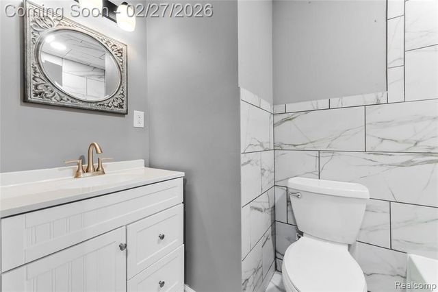 13515 Lenmoore Road, Belleville, MI 48111