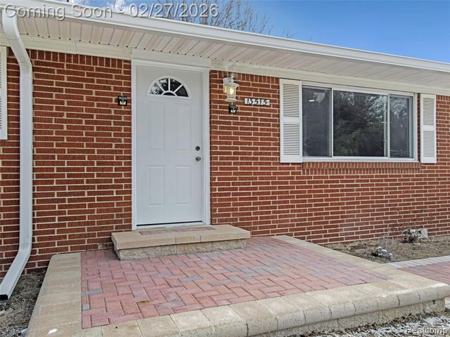 13515 Lenmoore Road, Belleville, MI 48111