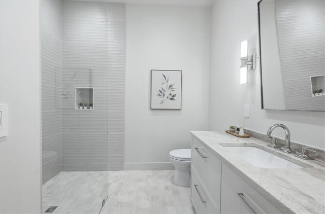2531 WISTERIA STREET, Sarasota, FL 34239