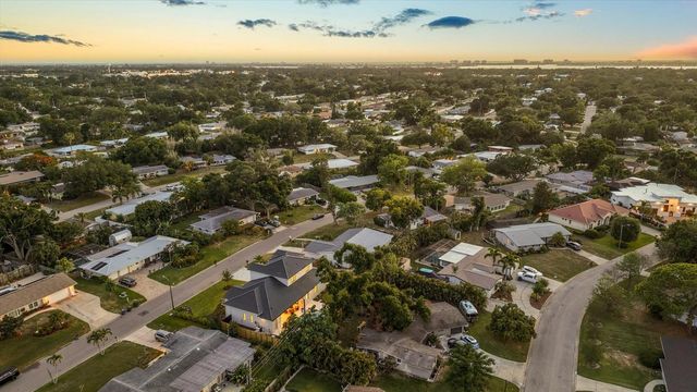 2531 WISTERIA STREET, Sarasota, FL 34239