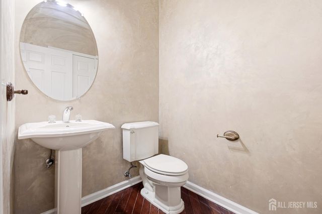 99 Swing Bridge Lane, South Bound Brook, NJ 08880