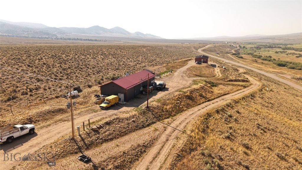 2900 Pioneer Mountains Scenic Byway, Polaris, MT 59746 photo 26