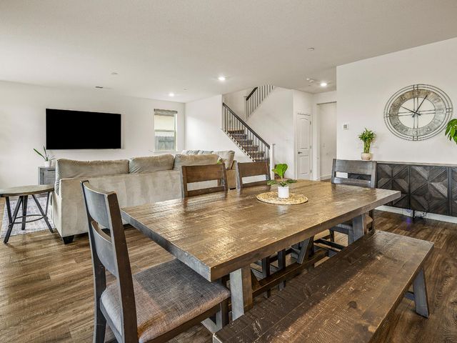 9882 Summerton Way, Elk Grove, CA 95624