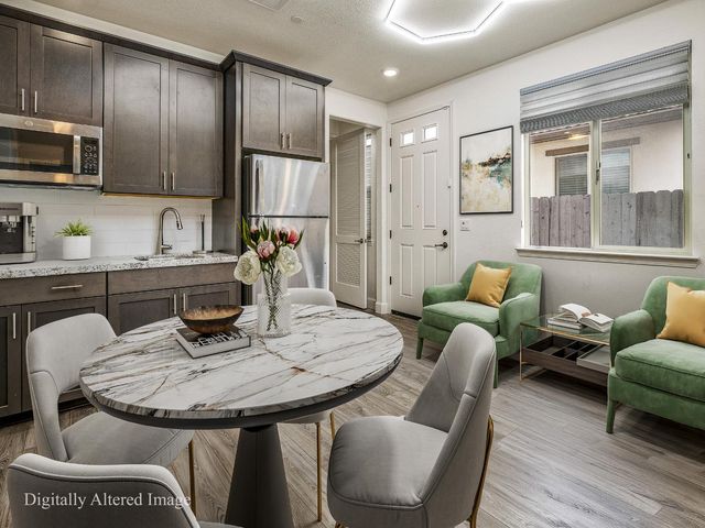 9882 Summerton Way, Elk Grove, CA 95624