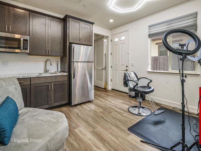 9882 Summerton Way, Elk Grove, CA 95624